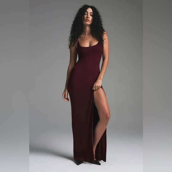 SKIMS Soft Lounge Cami Slit Long Maxi Dress Medium in Bordeaux Limited Edition - Picture 1 of 9